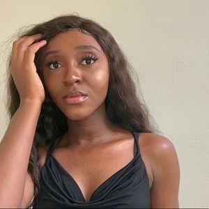 Meet your Posher, Aline